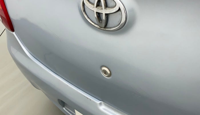 2012 Toyota Etios Liva G, Petrol, Manual, 63,983 km, Dicky (Boot door) - Minor scratches