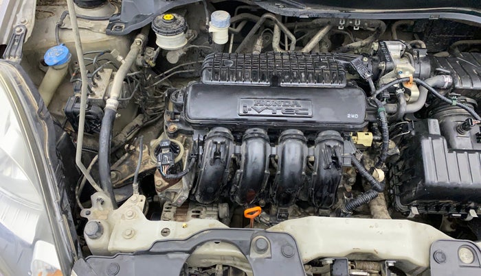 2014 Honda Mobilio 1.5L I-VTEC V, Petrol, Manual, 1,09,732 km, Engine View - Right