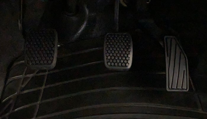 2020 Maruti Alto LXI, Petrol, Manual, 34,905 km, Pedals