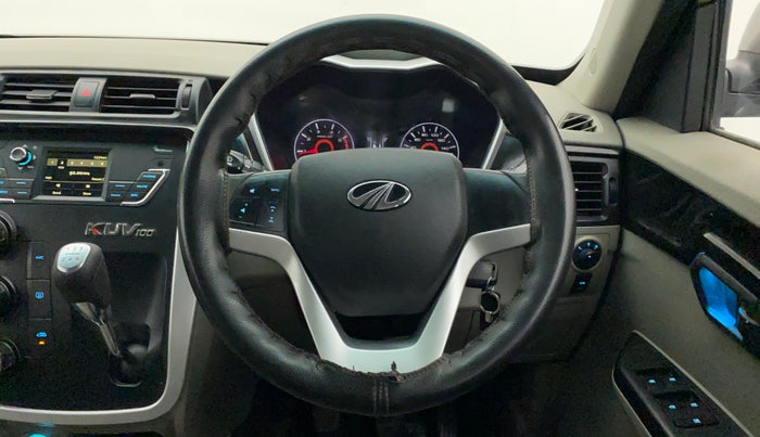 2016 Mahindra Kuv100 K8 6 STR, Petrol, Manual, 35,142 km, Steering Wheel Close Up