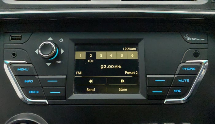 2016 Mahindra Kuv100 K8 6 STR, Petrol, Manual, 35,142 km, Infotainment System