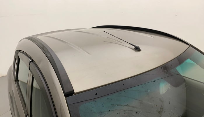 2016 Mahindra Kuv100 K8 6 STR, Petrol, Manual, 35,142 km, Roof