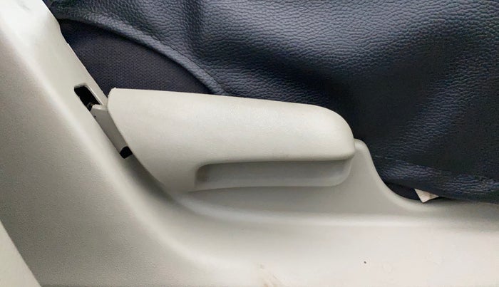 2017 Maruti Celerio VXI, Petrol, Manual, 1,19,348 km, Driver Side Adjustment Panel