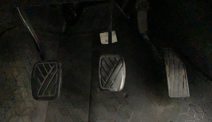 2020 Maruti Baleno SIGMA PETROL 1.2, CNG, Manual, 60,010 km, Pedals