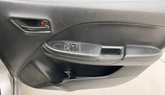 2020 Maruti Baleno SIGMA PETROL 1.2, CNG, Manual, 60,010 km, Driver Side Door Panels Control