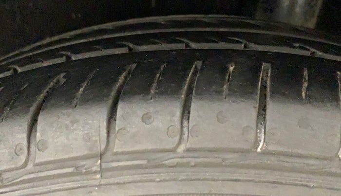 2020 Maruti Baleno SIGMA PETROL 1.2, CNG, Manual, 60,010 km, Left Rear Tyre Tread