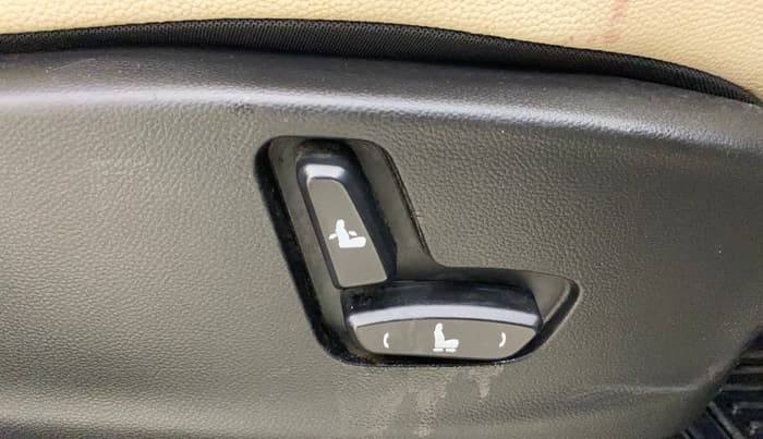 2023 MG HECTOR SHARP PRO 2.0 TURBO DIESEL, Diesel, Manual, 23,647 km, Driver Side Adjustment Panel