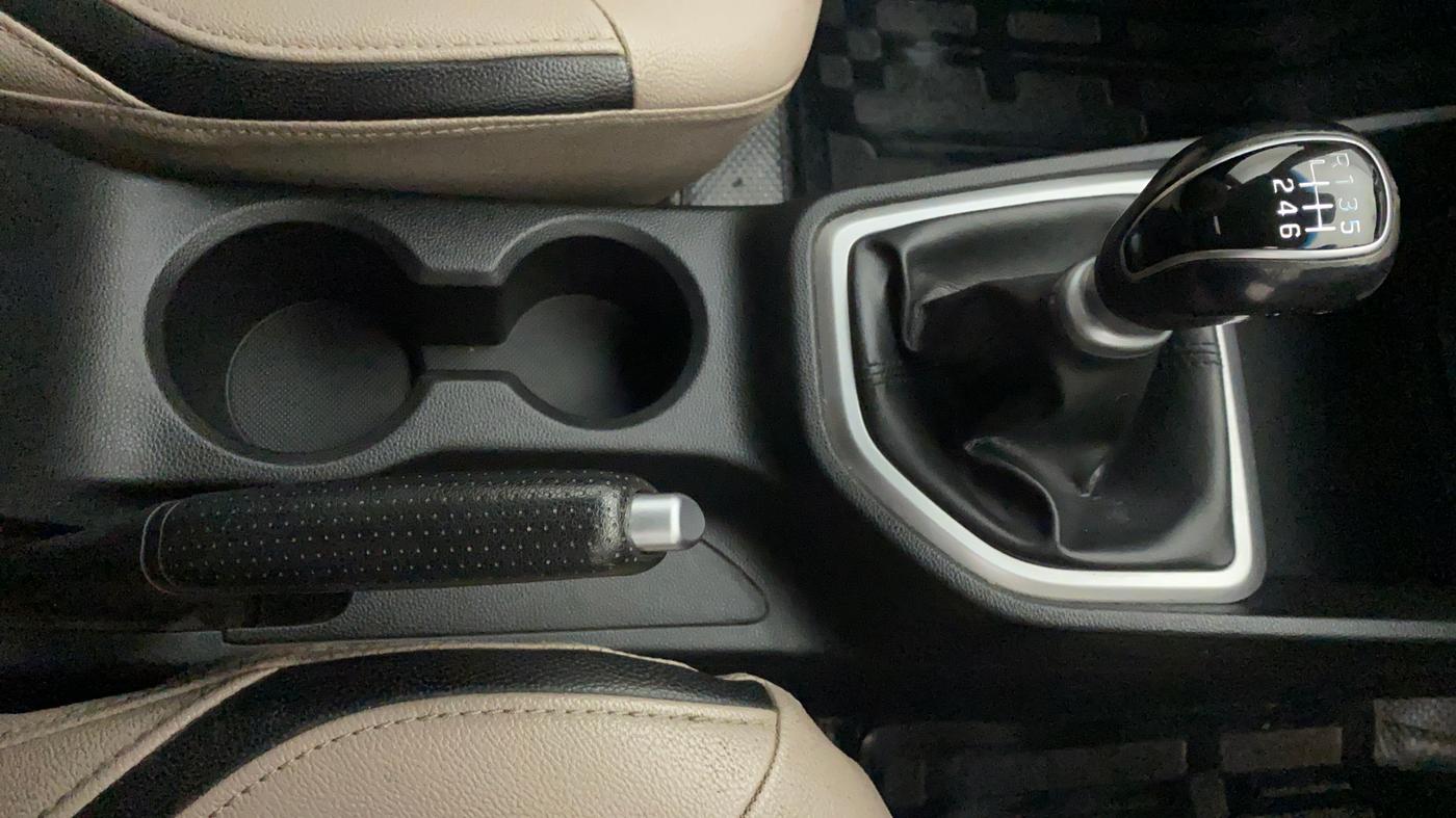 2018 Hyundai Creta SX 1.6 DIESEL, Diesel, Manual, 53,785 km, Gear Lever