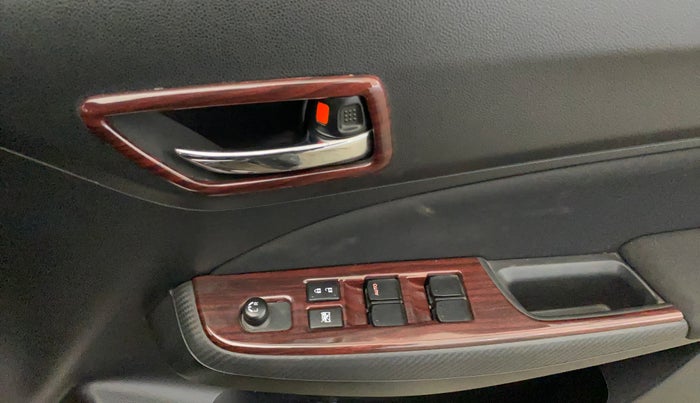 2022 Maruti Swift VXI, Petrol, Manual, 36,475 km, Driver Side Door Panels Control