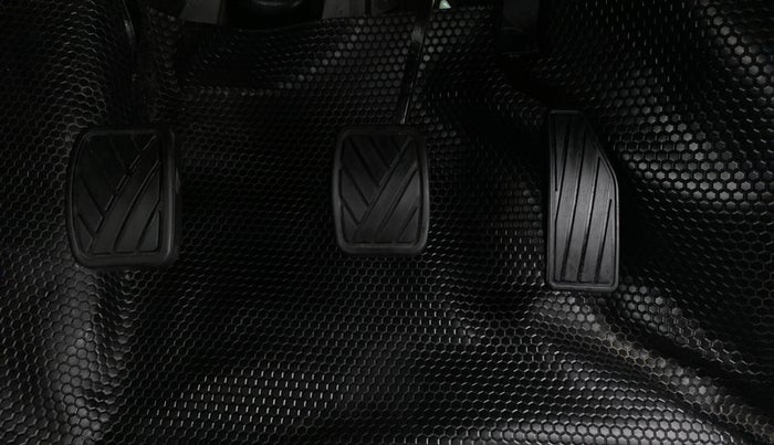 2020 Maruti IGNIS SIGMA 1.2 K12, Petrol, Manual, 20,945 km, Pedals