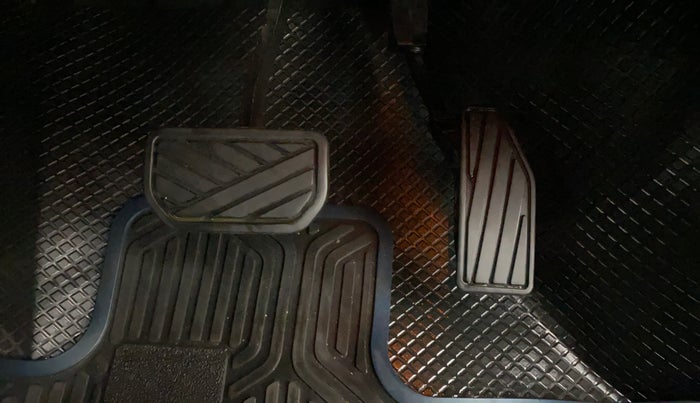 2022 Maruti Baleno ALPHA 1.2 AGS, Petrol, Automatic, 27,904 km, Pedals