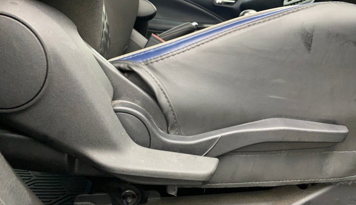 2022 Maruti Baleno ALPHA 1.2 AGS, Petrol, Automatic, 27,904 km, Driver Side Adjustment Panel