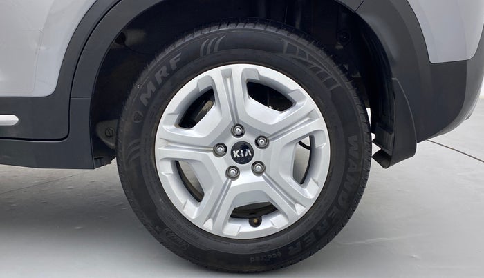 2021 KIA SONET HTX 1.0 IMT, Petrol, Manual, 10,949 km, Left Rear Wheel