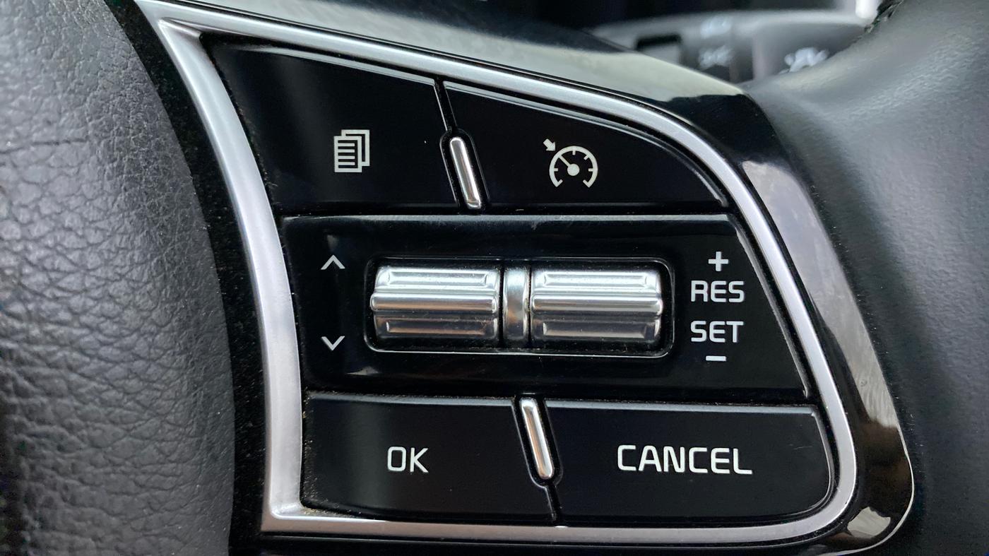 2021 KIA SONET HTX 1.0 IMT, Petrol, Manual, 10,949 km, Adaptive Cruise Control