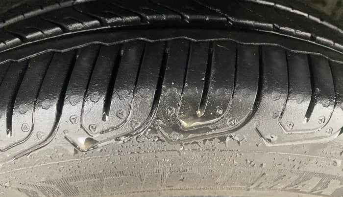 2023 Tata TIGOR XZ PLUS PETROL, Petrol, Manual, 28,653 km, Right Front Tyre Tread