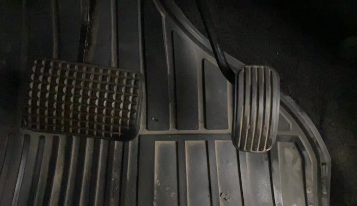 2018 Tata Tiago XTA PETROL, Petrol, Automatic, 25,432 km, Pedals