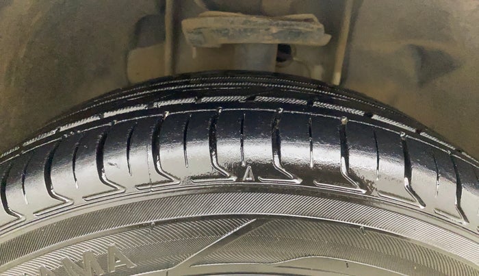 2018 Tata Tiago XTA PETROL, Petrol, Automatic, 25,432 km, Right Front Tyre Tread