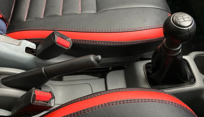 2013 Maruti Alto K10 VXI P, Petrol, Manual, 59,015 km, Gear Lever