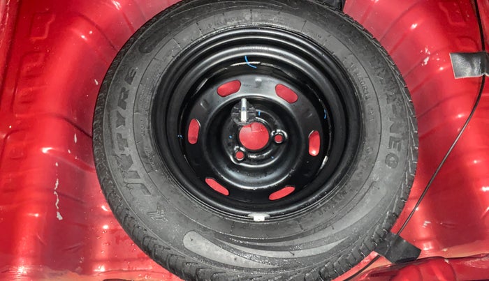 2017 Renault Kwid RXT 1.0 AMT (O), Petrol, Automatic, 21,723 km, Spare Tyre