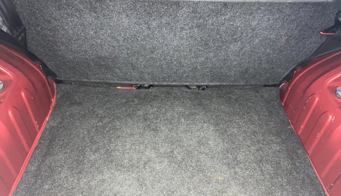 2017 Renault Kwid RXT 1.0 AMT (O), Petrol, Automatic, 21,723 km, Boot Inside