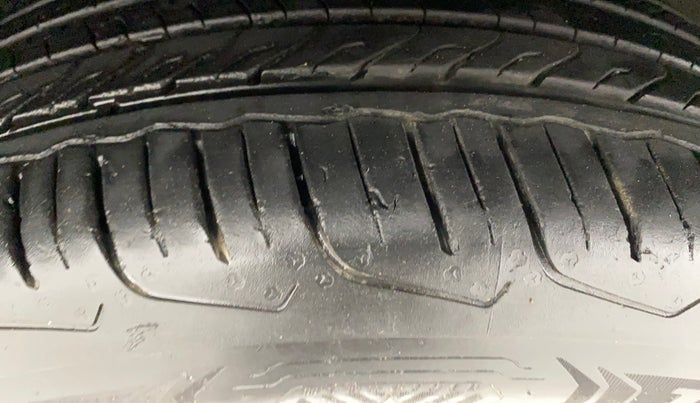 2017 Honda WR-V 1.2L I-VTEC VX MT, Petrol, Manual, 52,767 km, Left Front Tyre Tread