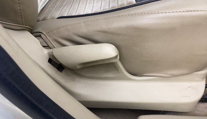 2016 Maruti Swift Dzire VXI, Petrol, Manual, 72,920 km, Driver Side Adjustment Panel