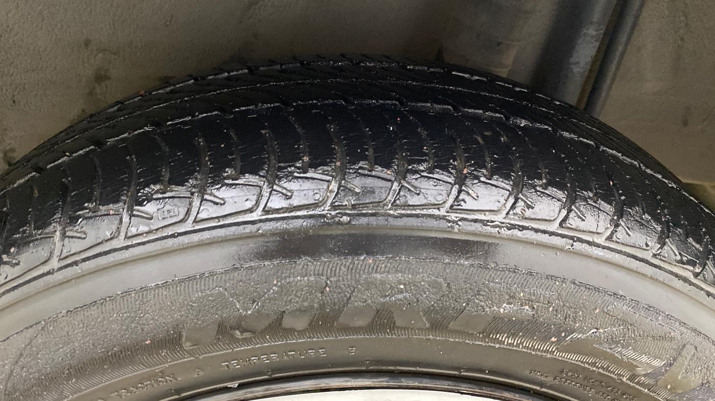 2017 Nissan Micra XL CVT, Petrol, Automatic, 27,897 km, Left Rear Tyre Tread