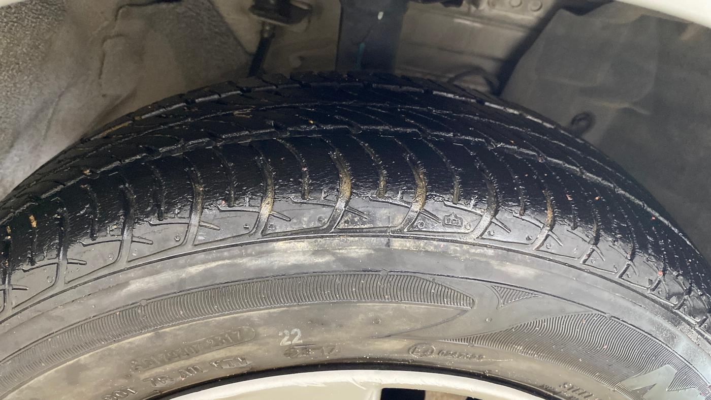 2017 Nissan Micra XL CVT, Petrol, Automatic, 27,897 km, Right Front Tyre Tread