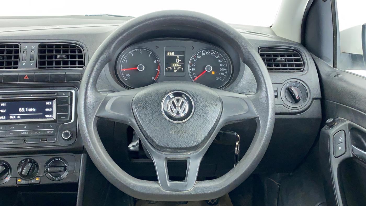 2019 Volkswagen Ameo COMFORTLINE 1.0, CNG, Manual, 43,806 km, Steering Wheel Close Up