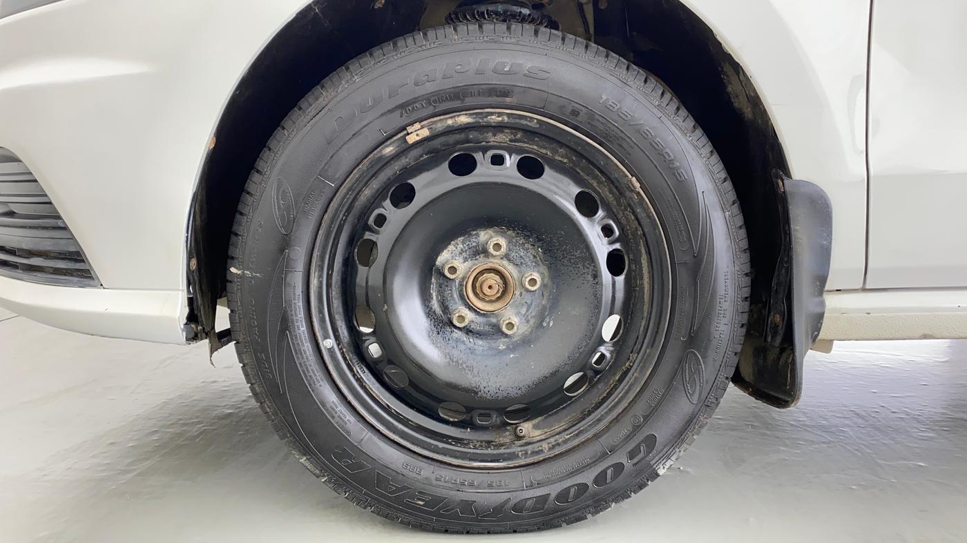 2019 Volkswagen Ameo COMFORTLINE 1.0, CNG, Manual, 43,806 km, Left Front Wheel