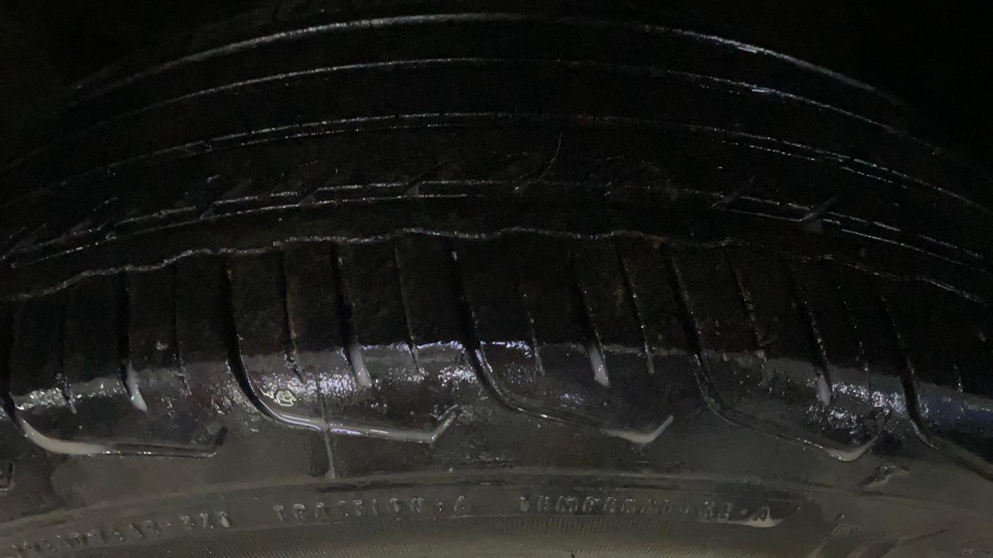 2024 Toyota Urban Cruiser Taisor V 1.0 Petrol MT, Petrol, Manual, 16,232 km, Left Front Tyre Tread