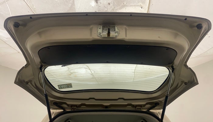 2015 Maruti Wagon R 1.0 VXI, Petrol, Manual, 16,624 km, Boot Door Open