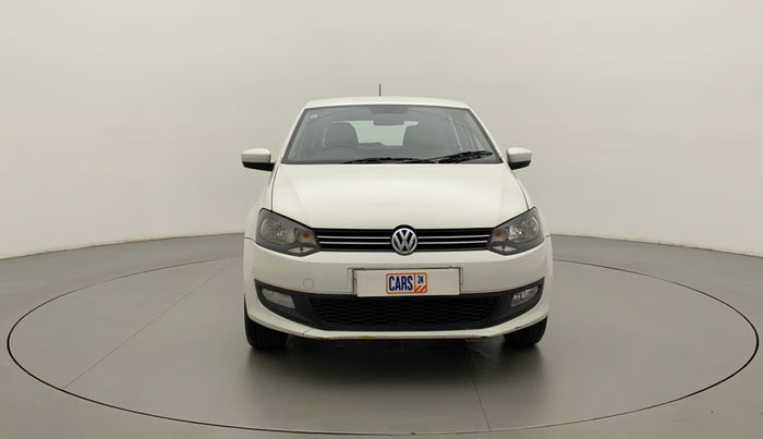 2014 Volkswagen Polo HIGHLINE1.2L, Petrol, Manual, 1,02,172 km, Front