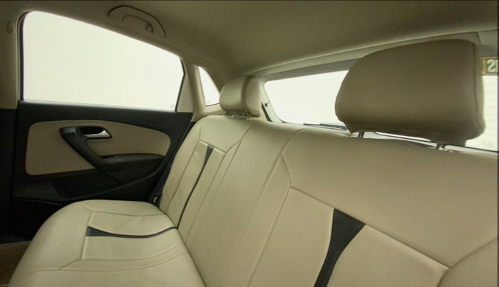 2014 Volkswagen Polo HIGHLINE1.2L, Petrol, Manual, 1,02,172 km, Right Side Rear Door Cabin