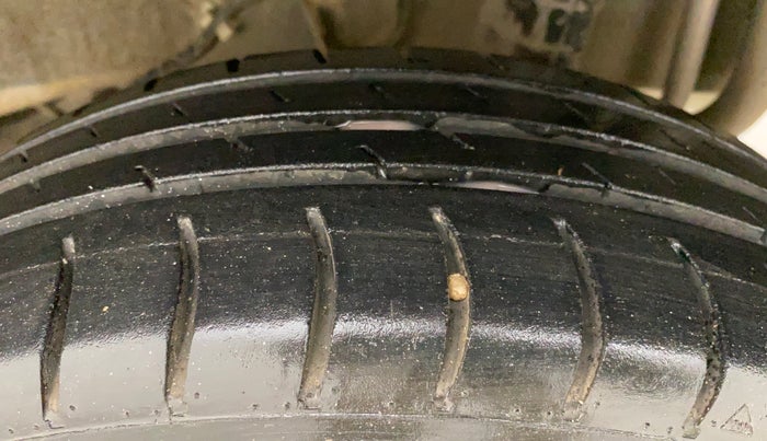 2014 Datsun Go T, Petrol, Manual, 59,232 km, Left Rear Tyre Tread