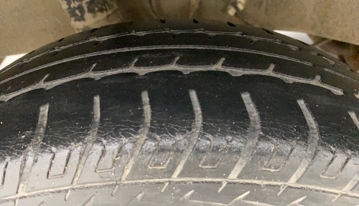 2014 Datsun Go T, Petrol, Manual, 59,232 km, Right Rear Tyre Tread