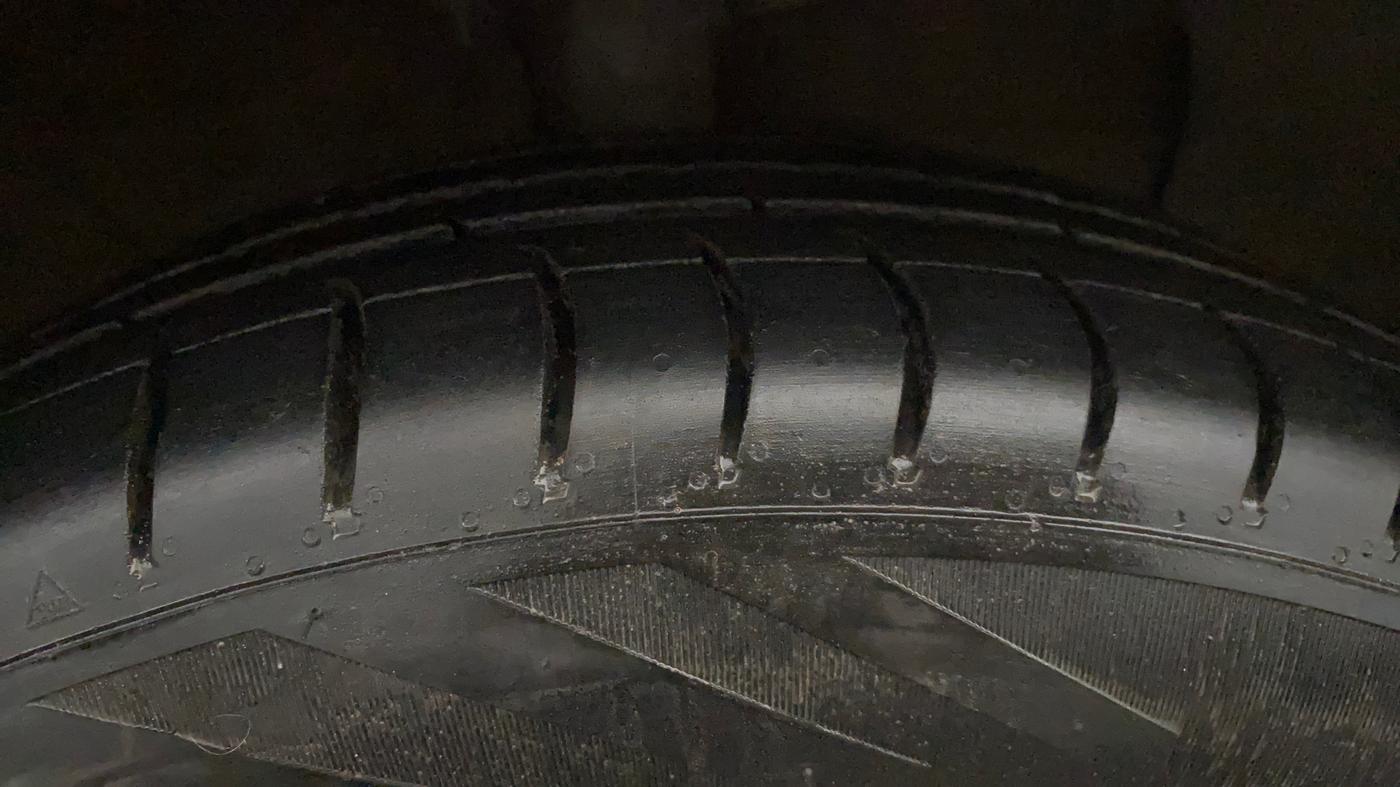 2019 Hyundai NEW SANTRO SPORTZ AMT, Petrol, Automatic, 1,01,490 km, Right Front Tyre Tread