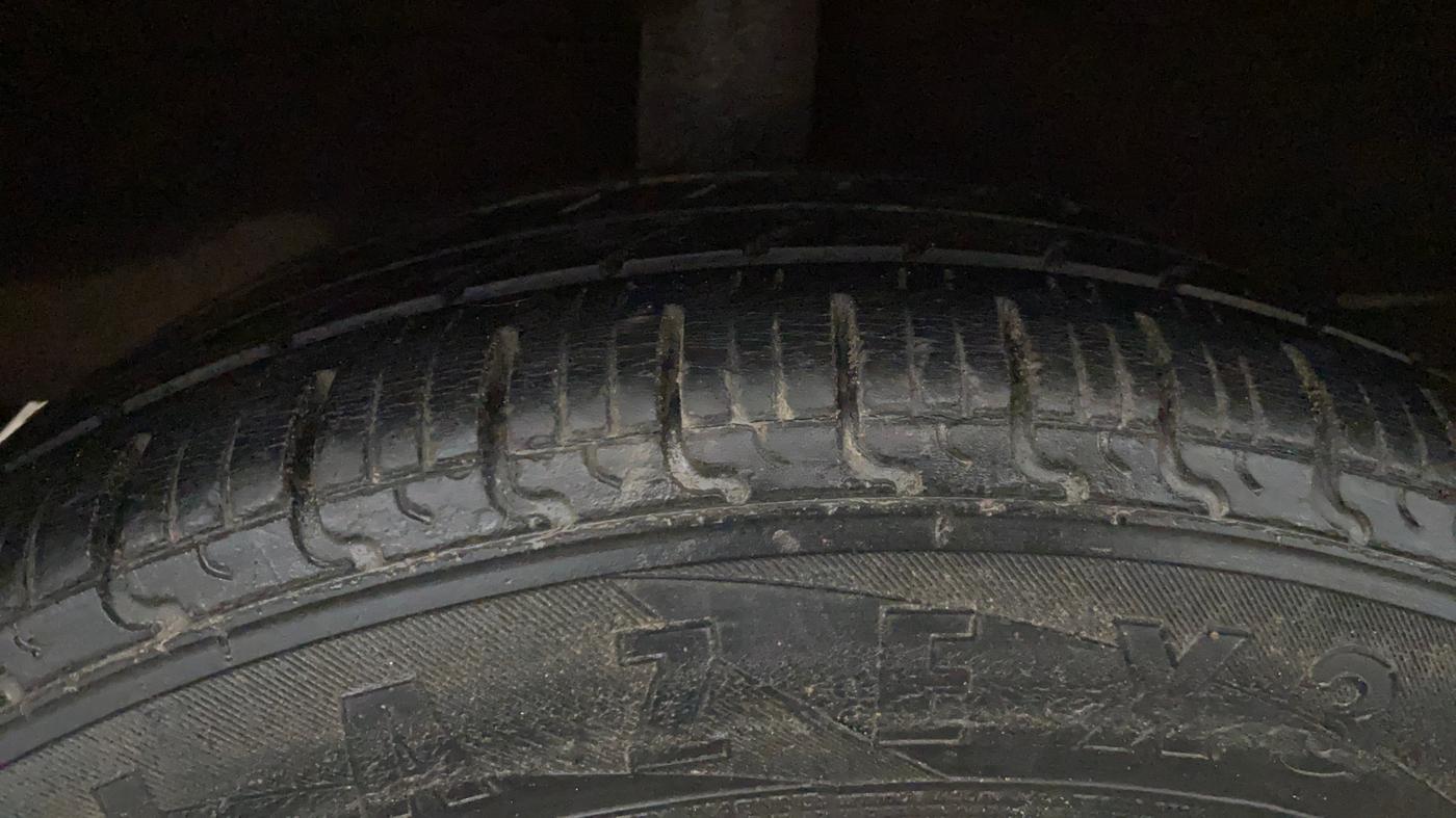 2019 Hyundai NEW SANTRO SPORTZ AMT, Petrol, Automatic, 1,01,490 km, Right Rear Tyre Tread