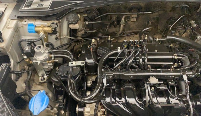 2016 Hyundai Creta SX PLUS 1.6 PETROL, CNG, Manual, 1,14,301 km, Engine View - Right