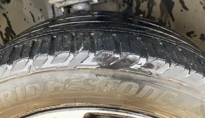 2021 Jeep Compass MODEL S (O) 1.4 PETROL DCT, Petrol, Automatic, 33,544 km, Right Front Tyre Tread