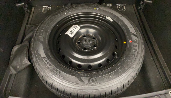 2021 Jeep Compass MODEL S (O) 1.4 PETROL DCT, Petrol, Automatic, 33,544 km, Spare Tyre