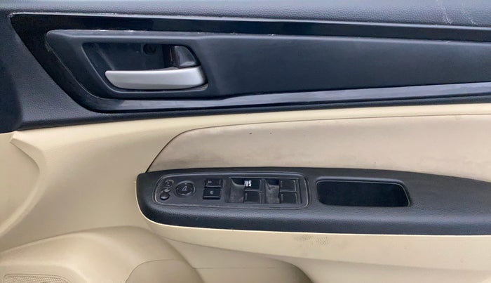 2021 Honda Amaze 1.5L I-DTEC S, Diesel, Manual, 75,528 km, Driver Side Door Panels Control