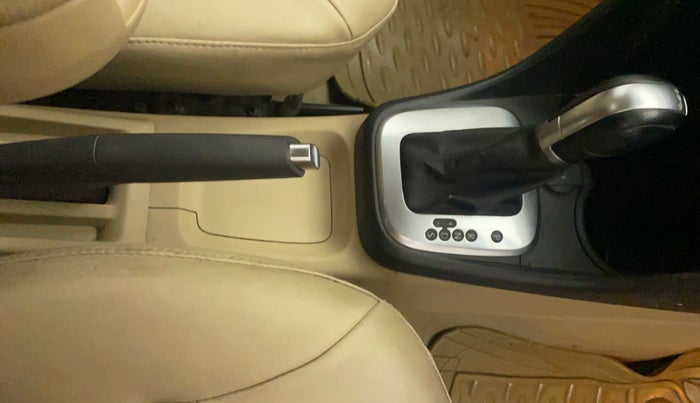 2017 Volkswagen Ameo HIGHLINE PLUS 1.5L AT 16 ALLOY, Diesel, Automatic, 1,02,724 km, Gear Lever