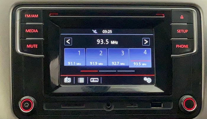 2017 Volkswagen Ameo HIGHLINE PLUS 1.5L AT 16 ALLOY, Diesel, Automatic, 1,02,724 km, Infotainment System