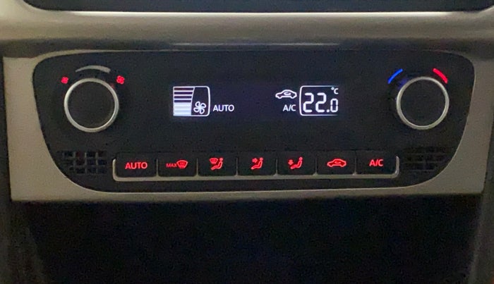 2017 Volkswagen Ameo HIGHLINE PLUS 1.5L AT 16 ALLOY, Diesel, Automatic, 1,02,724 km, Automatic Climate Control