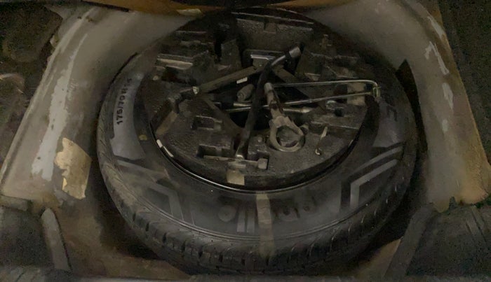 2017 Volkswagen Ameo HIGHLINE PLUS 1.5L AT 16 ALLOY, Diesel, Automatic, 1,02,724 km, Spare Tyre