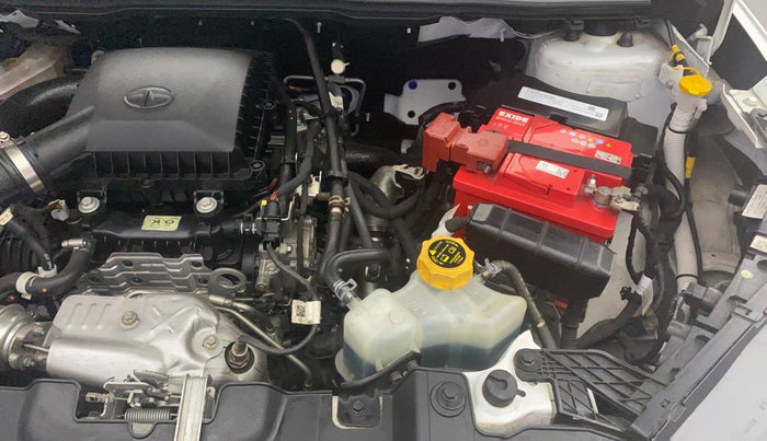 2023 Tata NEXON FEARLESS + SUNROOF DUAL TONE 1.2 PETROL, Petrol, Manual, 271 km, Engine View - Left