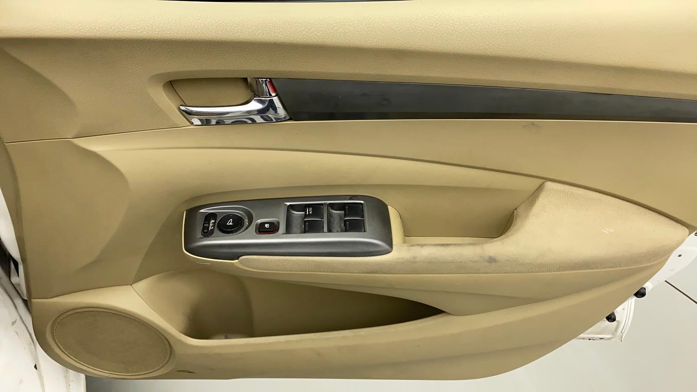 2012 Honda City 1.5L I-VTEC V MT, Petrol, Manual, 99,067 km, Driver Side Door Panels Control