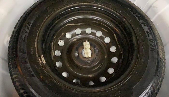 2013 Hyundai i20 MAGNA 1.2, Petrol, Manual, 1,14,467 km, Spare Tyre