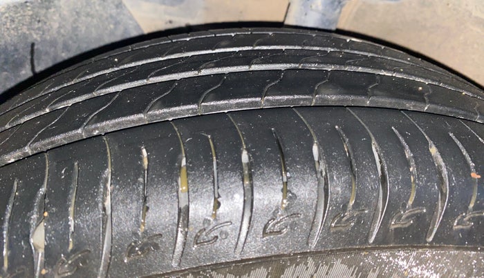 2025 KIA SYROS HTK (O) 1.5 Diesel 6MT, Diesel, Manual, 13,858 km, Left Front Tyre Tread